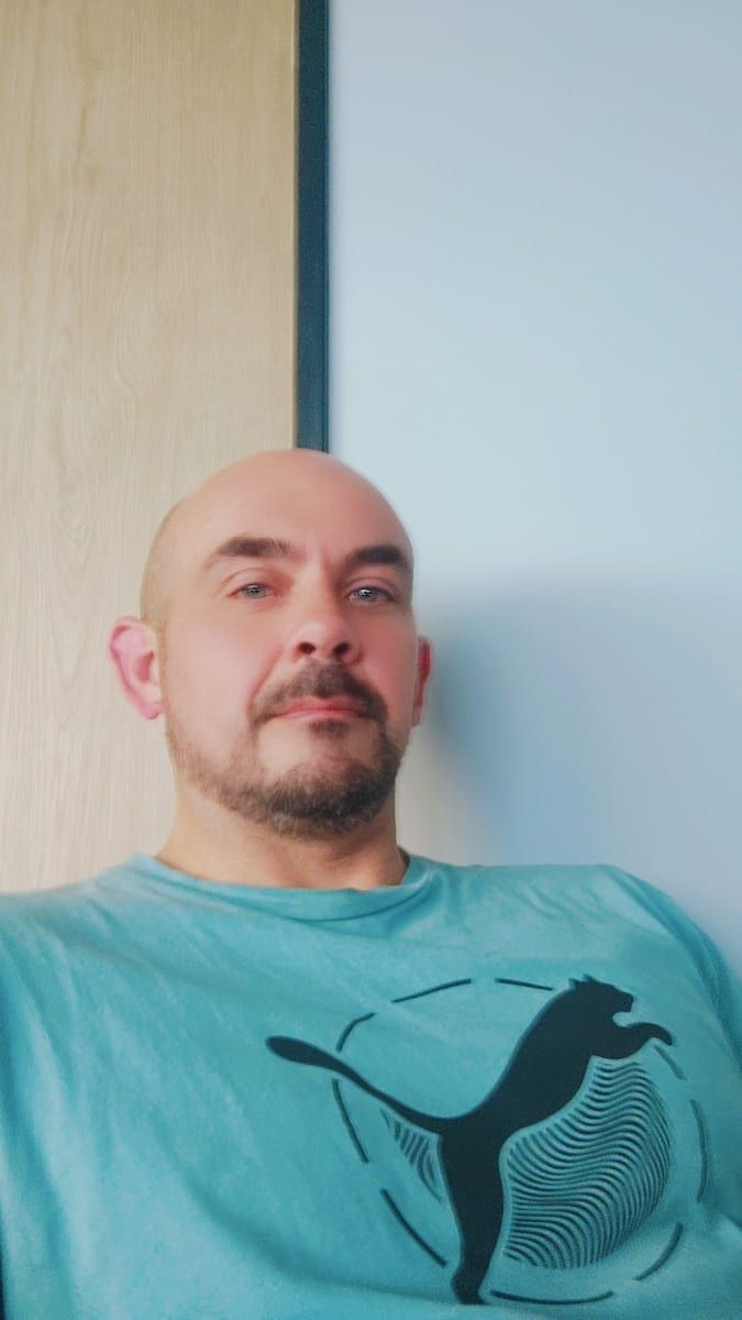 Abdulkadir - Jeune gay à Braggio Profil de Abdulkadir, 31 ans, Jeune gay à Braggio (Grisons)