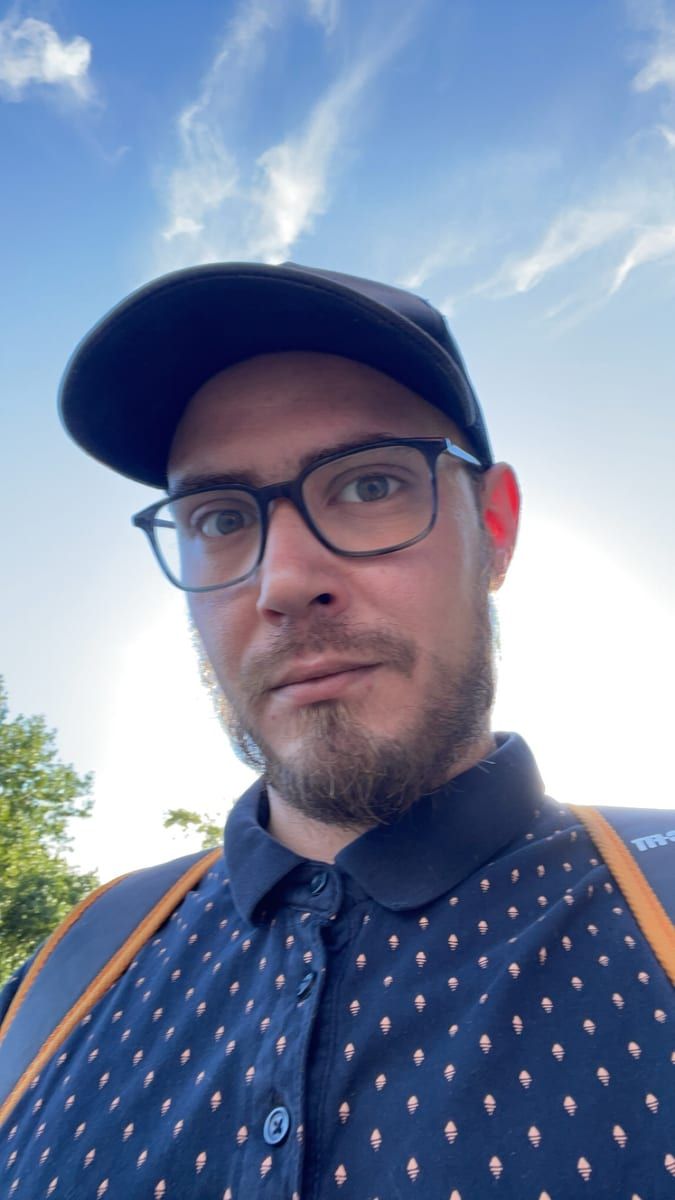 Mohand - Jeune gay à Puplinge Profil de Mohand, 41 ans, Jeune gay à Puplinge (Genève)