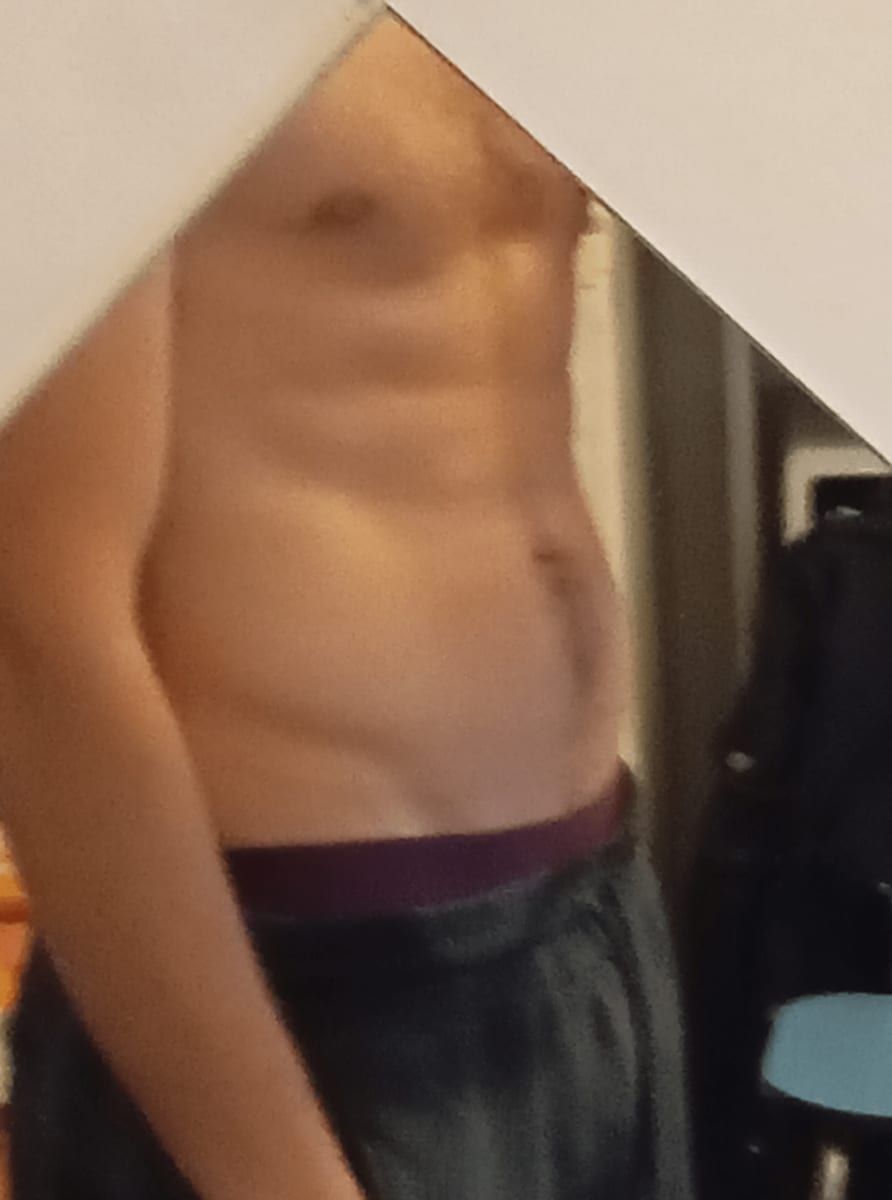 Manu - Jeune gay à Rabius Profil de Manu, 40 ans, Jeune gay à Rabius (Grisons)