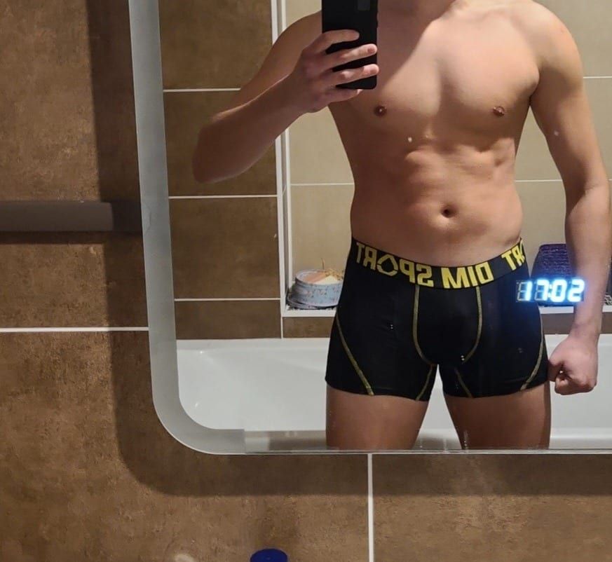 Profil de Trevis, 26 ans, Jeune gay à Leysin (Vaud)