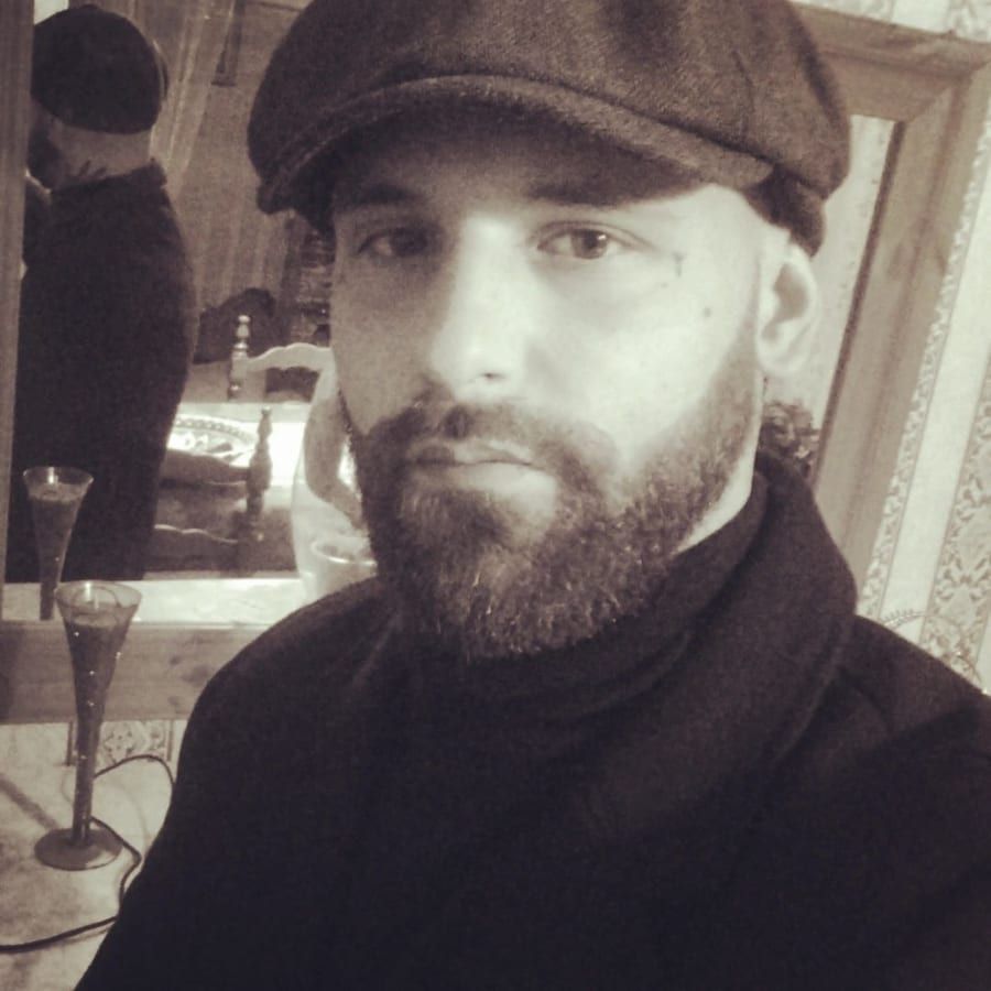 Salim - Jeune gay à Willisau Profil de Salim, 40 ans, Jeune gay à Willisau (Lucerne)