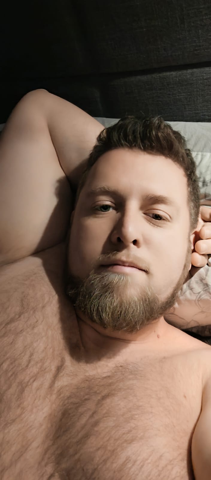 Clemencin - Jeune gay à Platta Profil de Clemencin, 41 ans, Jeune gay à Platta (Grisons)