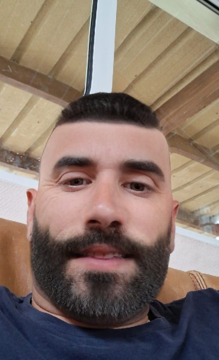 Mouhammed - Jeune gay à Bever Profil de Mouhammed, 33 ans, Jeune gay à Bever (Grisons)