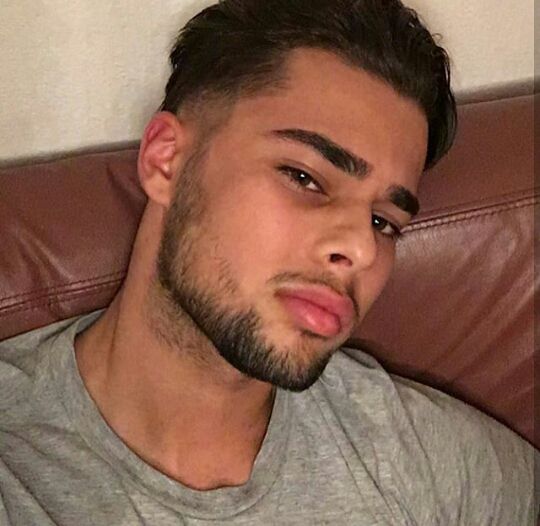 Haik - Jeune gay à Landquart Profil de Haik, 39 ans, Jeune gay à Landquart (Grisons)