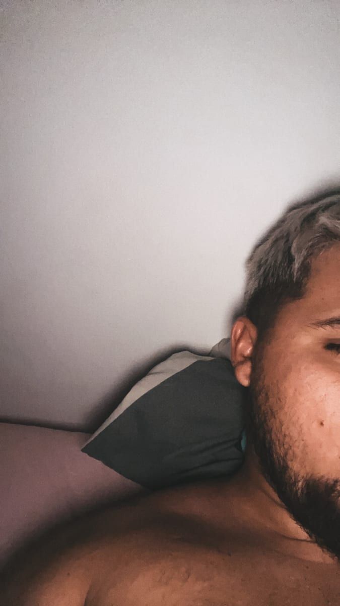 Gonzague - Jeune gay à Zernez Profil de Gonzague, 29 ans, Jeune gay à Zernez (Grisons)