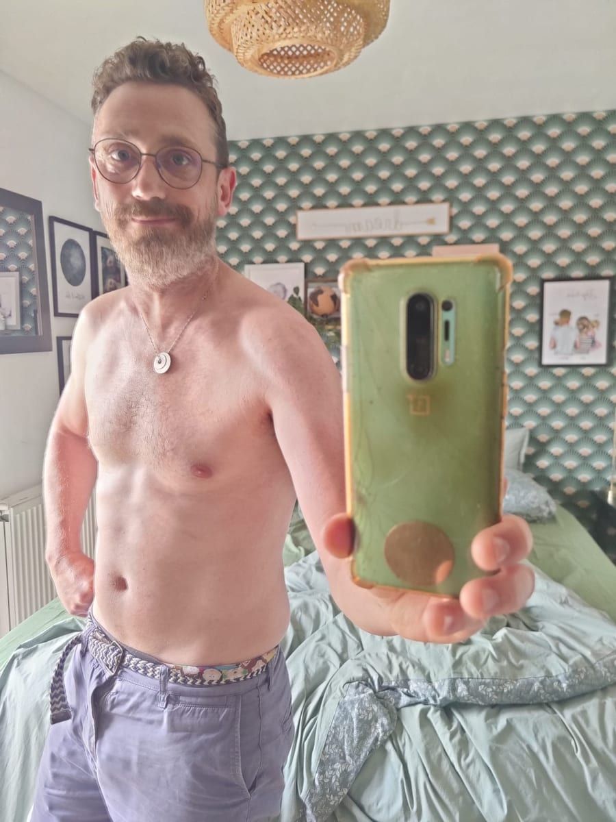 Habib - Jeune gay à Mon Profil de Habib, 23 ans, Jeune gay à Mon (Grisons)