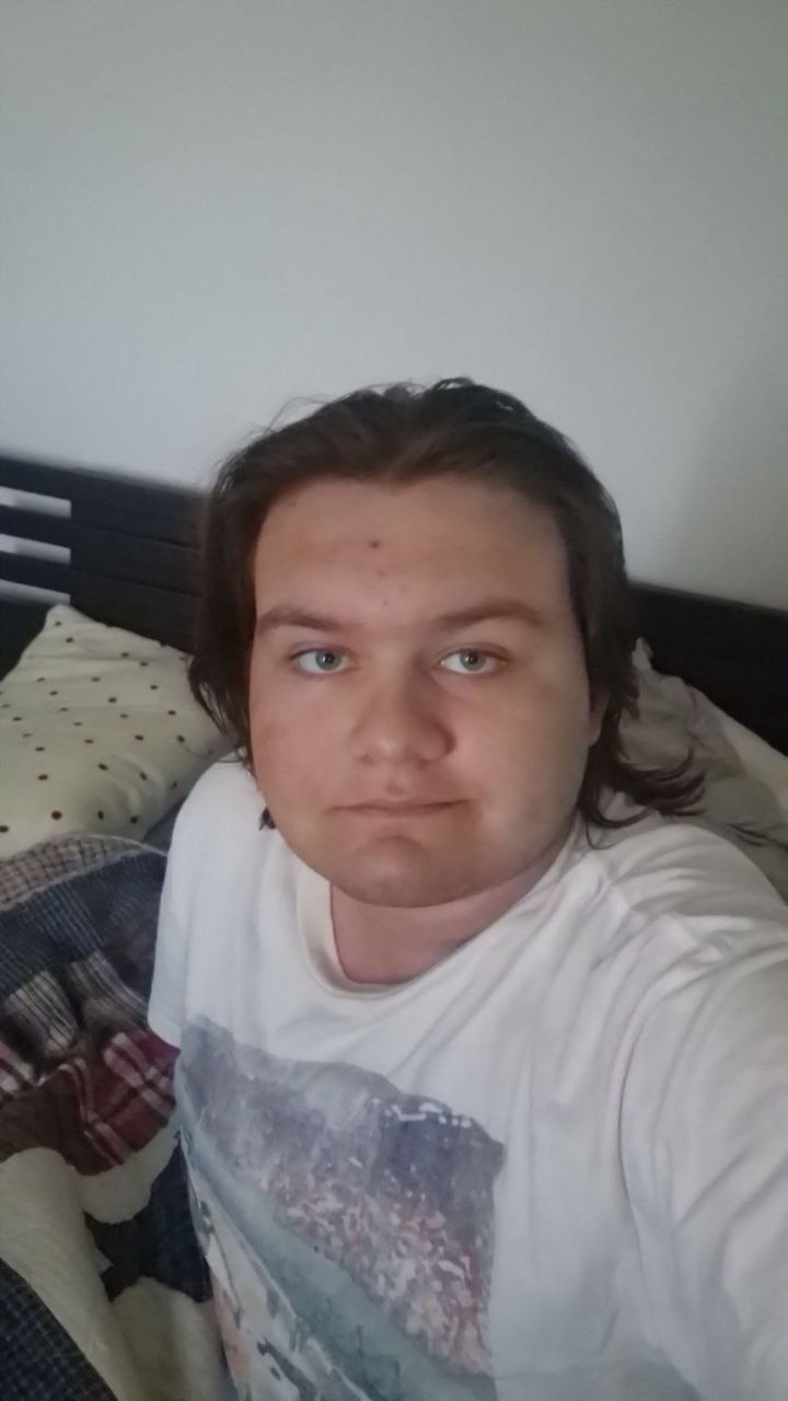 Timothy - Jeune gay à Stalden (Sarnen) Profil de Timothy, 37 ans, Jeune gay à Stalden (Sarnen) (Obwald)