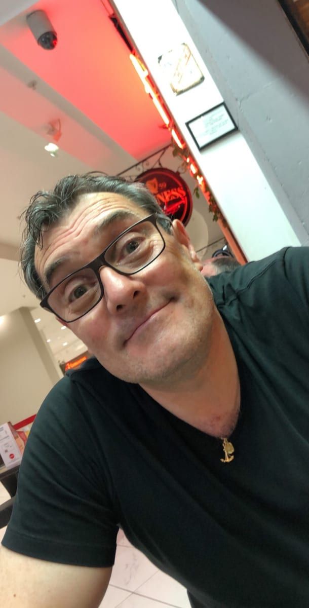 Louen - Jeune gay à Baldegg Profil de Louen, 24 ans, Jeune gay à Baldegg (Lucerne)