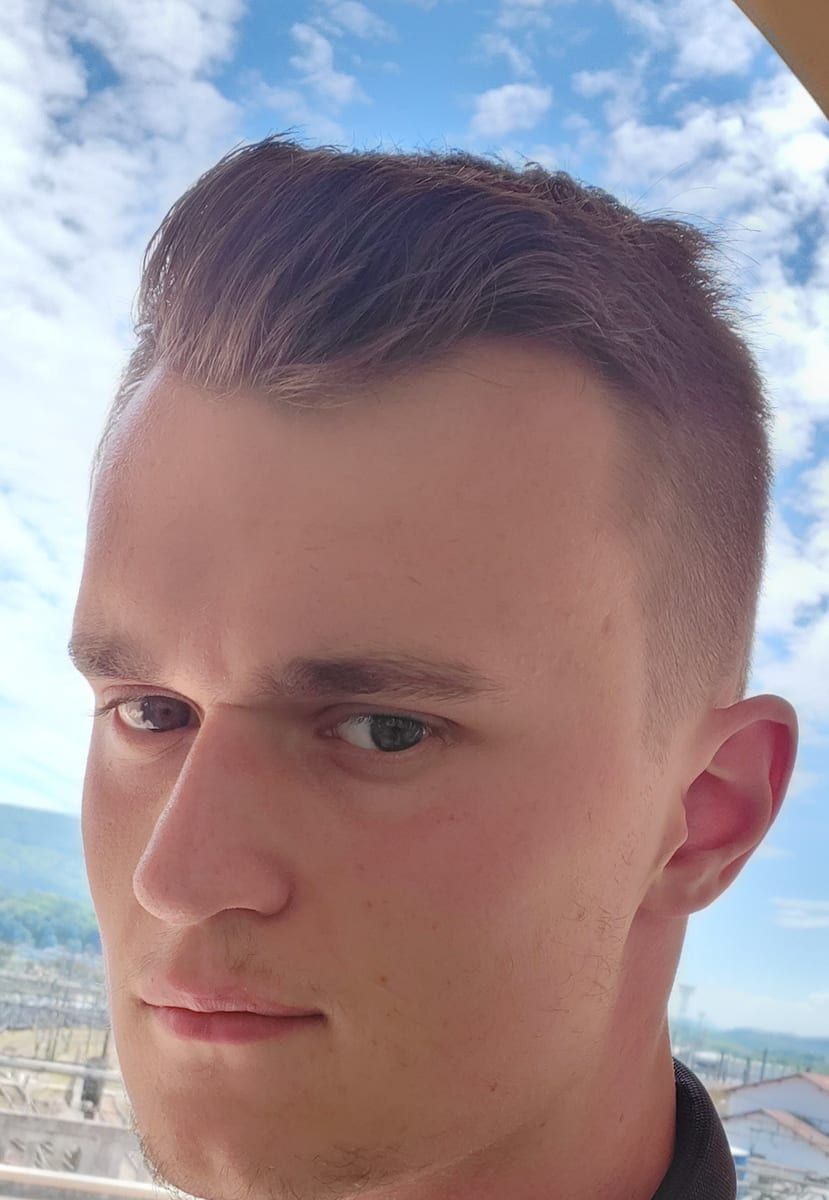 Profil de Nayir, 38 ans, Jeune gay à Monnaz (Vaud)