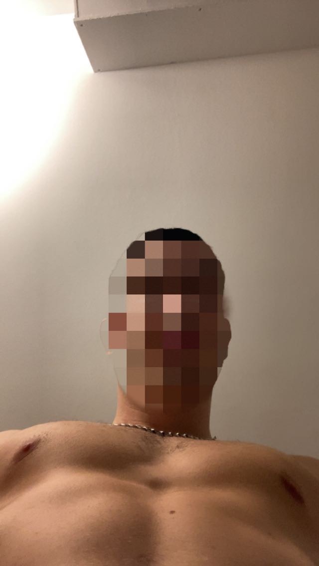 Karamba - Jeune gay à Rossa Profil de Karamba, 32 ans, Jeune gay à Rossa (Grisons)