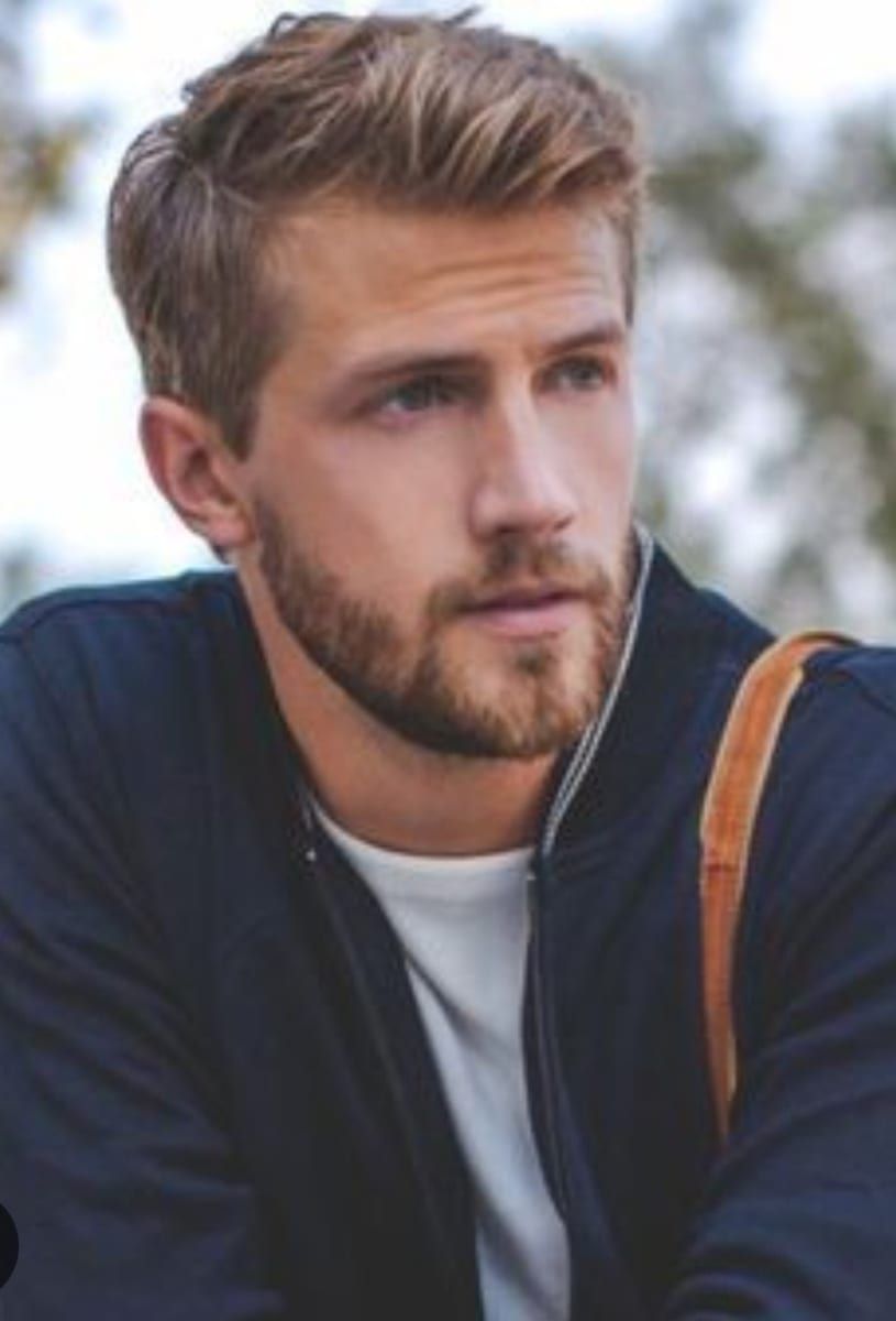 Chrif - Jeune gay à Rona Profil de Chrif, 28 ans, Jeune gay à Rona (Grisons)