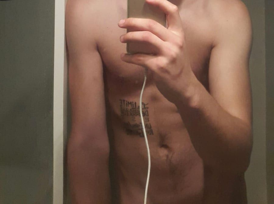 Nilton - Jeune gay à Sedrun Profil de Nilton, 38 ans, Jeune gay à Sedrun (Grisons)