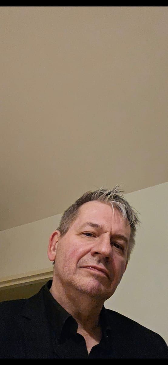 Profil de Crepin, 30 ans, Jeune gay à Mürren (Berne)