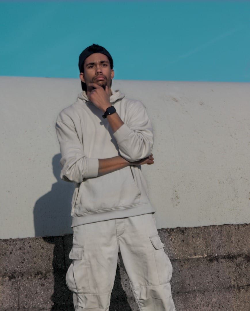 Mederick - Jeune gay à Sur Profil de Mederick, 24 ans, Jeune gay à Sur (Grisons)