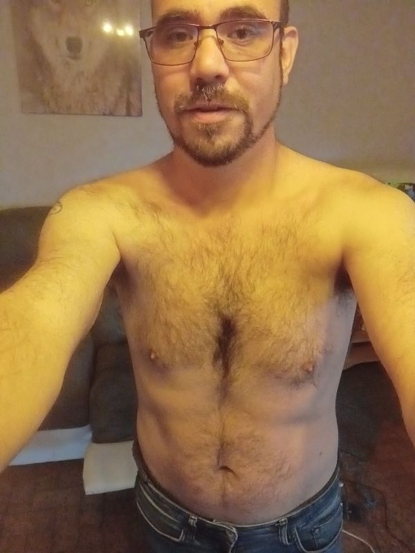 Profil de Jaki, 45 ans, Jeune gay à Correvon (Vaud)
