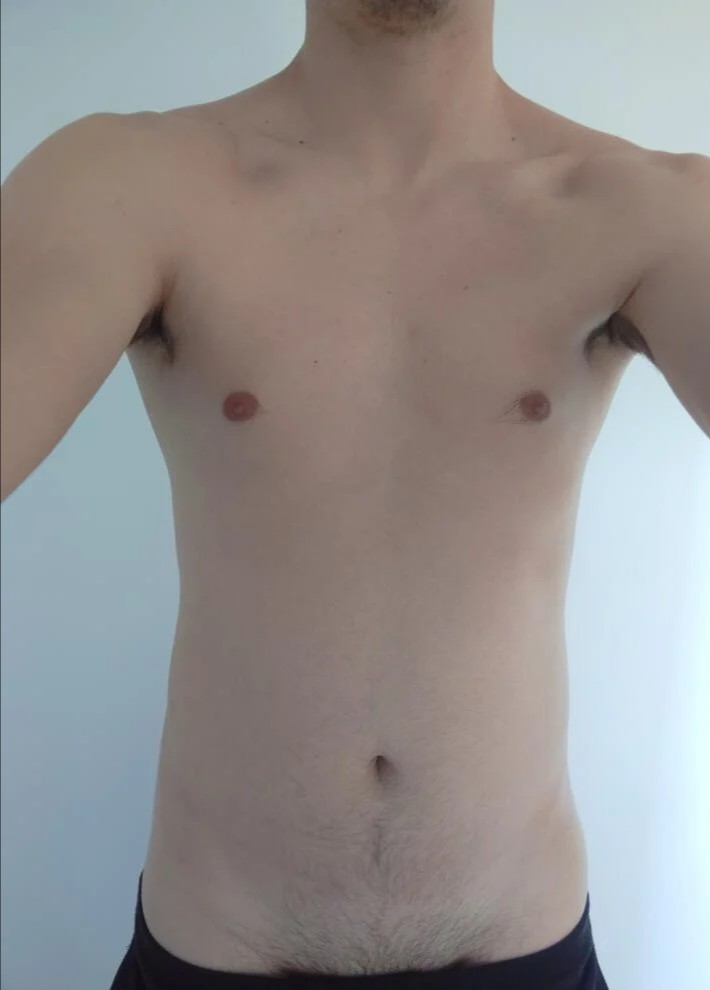 Dara - Jeune gay à Augio Profil de Dara, 45 ans, Jeune gay à Augio (Grisons)