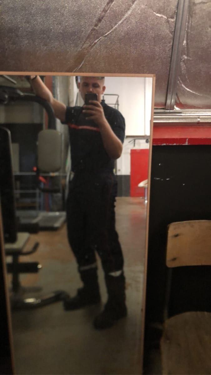 Seif - Jeune gay à Lü Profil de Seif, 32 ans, Jeune gay à Lü (Grisons)