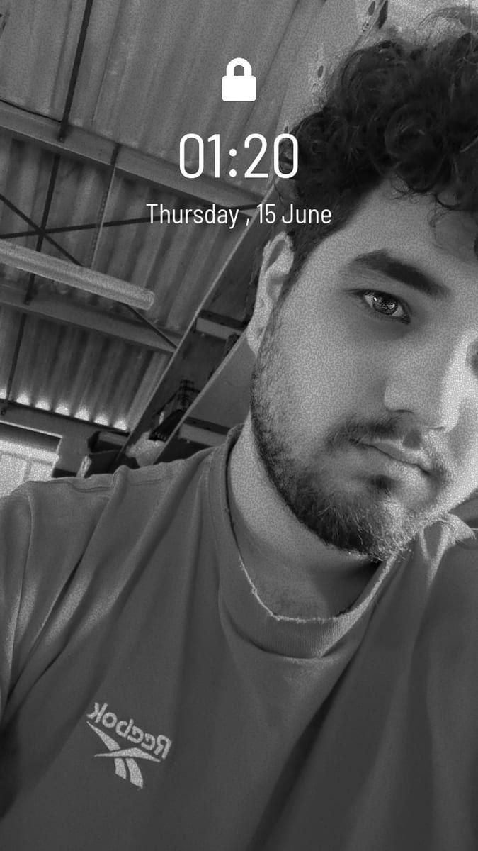 Alexey - Jeune gay à Perrefitte Profil de Alexey, 23 ans, Jeune gay à Perrefitte (Berne)