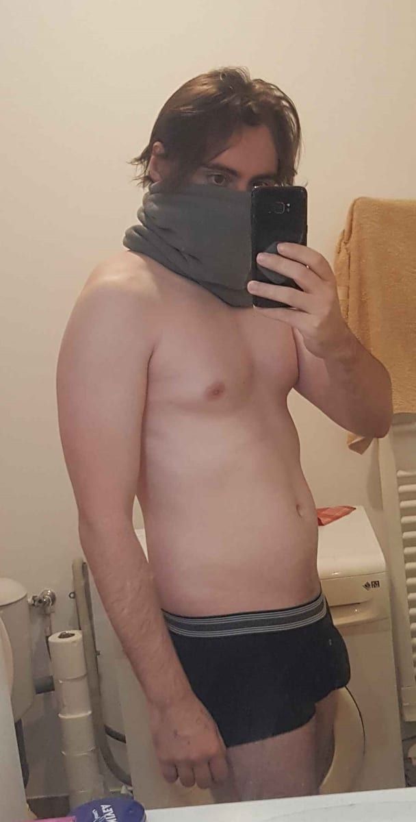Romarick - Jeune gay à Yvonand Profil de Romarick, 26 ans, Jeune gay à Yvonand (Vaud)