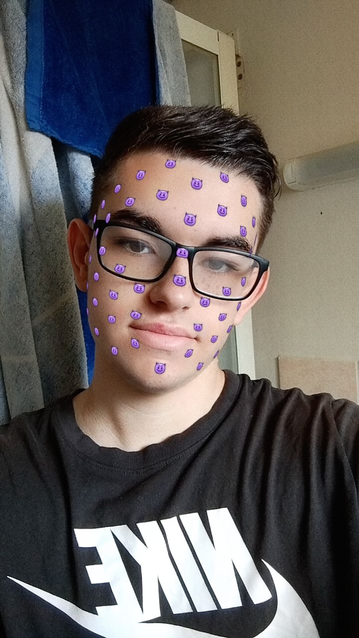 Philéas - Jeune gay à Rossenges Profil de Philéas, 33 ans, Jeune gay à Rossenges (Vaud)