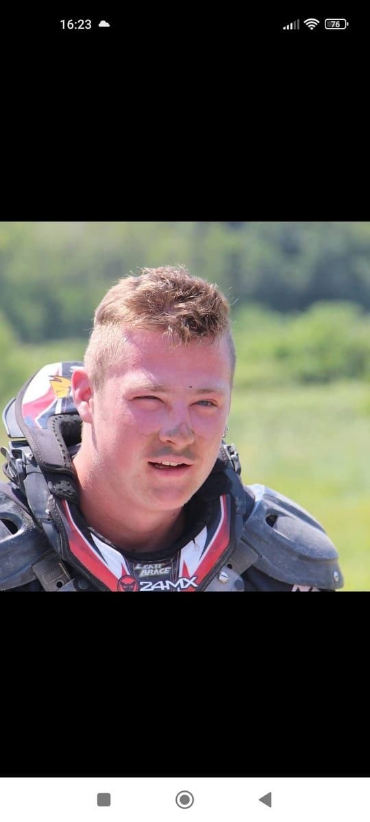 Profil de Brivael, 34 ans, Jeune gay à Naz (Vaud)