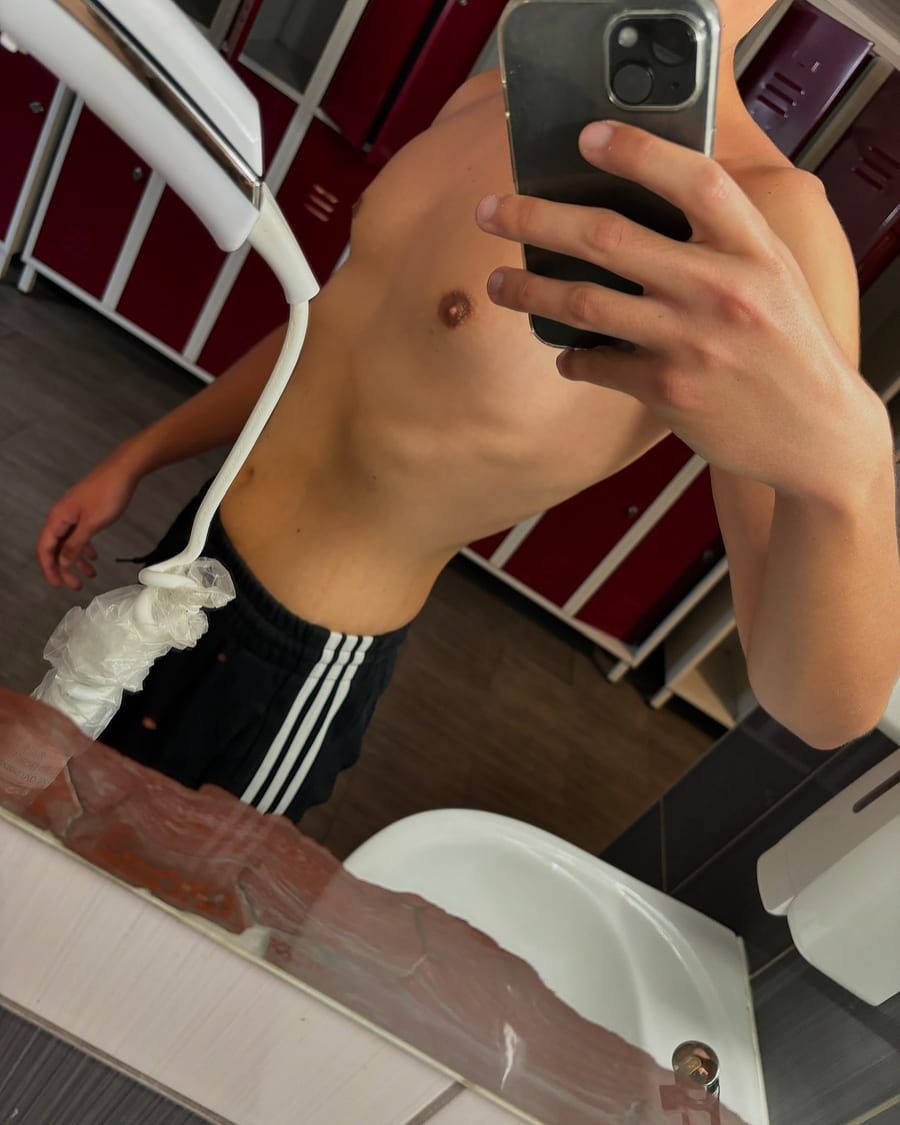Profil de Illan, 27 ans, Jeune gay à Cronay (Vaud)
