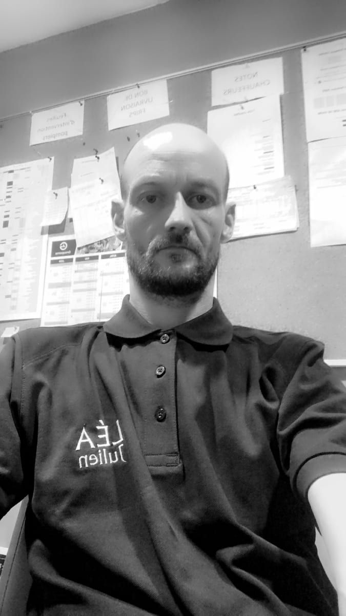 Profil de Safy, 43 ans, Jeune gay à La Comballaz (Vaud)