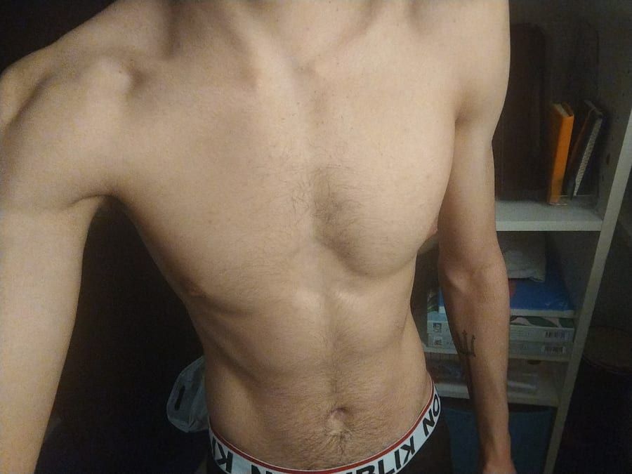 Vaitea - Jeune gay à Zermatt Profil de Vaitea, 26 ans, Jeune gay à Zermatt (Valais)