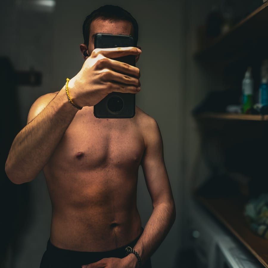 Christ - Jeune gay à Sent Profil de Christ, 31 ans, Jeune gay à Sent (Grisons)