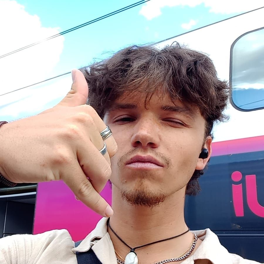 Profil de Yann-gael, 26 ans, Jeune gay à Corbeyrier (Vaud)