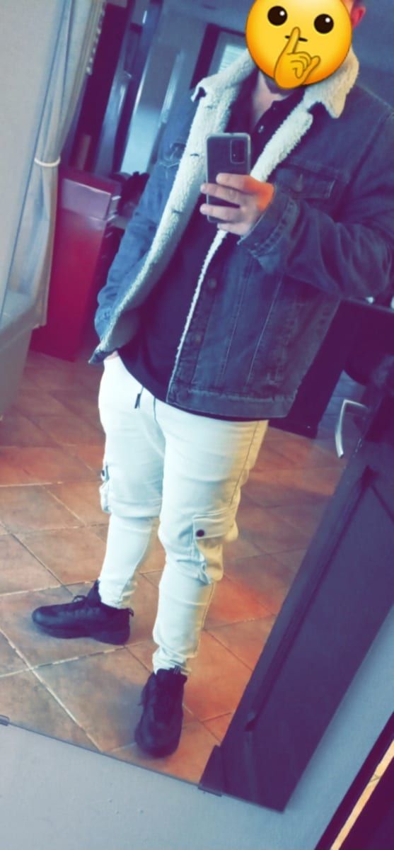 Berdan - Jeune gay à Rossenges Profil de Berdan, 36 ans, Jeune gay à Rossenges (Vaud)