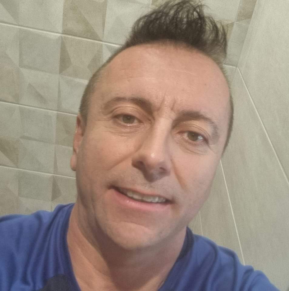 Umberto - Jeune gay à Mathod Profil de Umberto, 25 ans, Jeune gay à Mathod (Vaud)