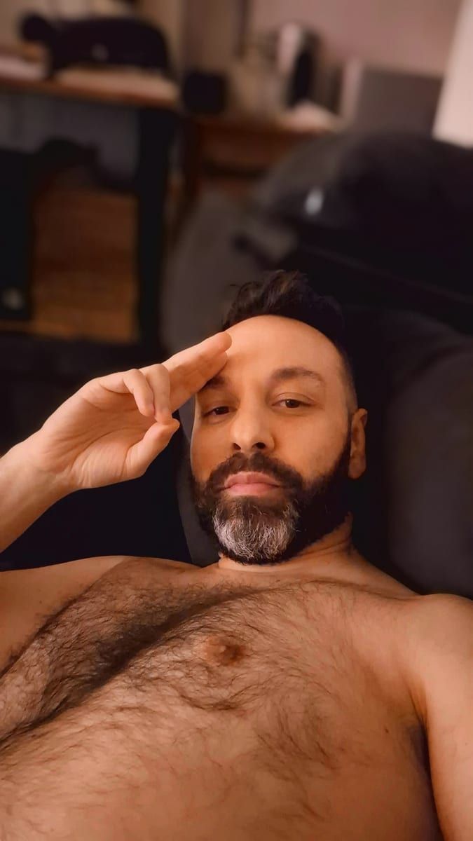 Abdelwahab - Jeune gay à Zimmerwald Profil de Abdelwahab, 39 ans, Jeune gay à Zimmerwald (Berne)