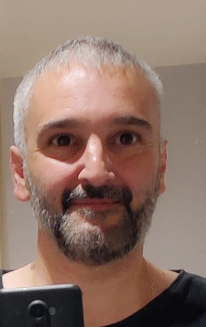 Dane - Jeune gay à Ebnet Profil de Dane, 24 ans, Jeune gay à Ebnet (Lucerne)