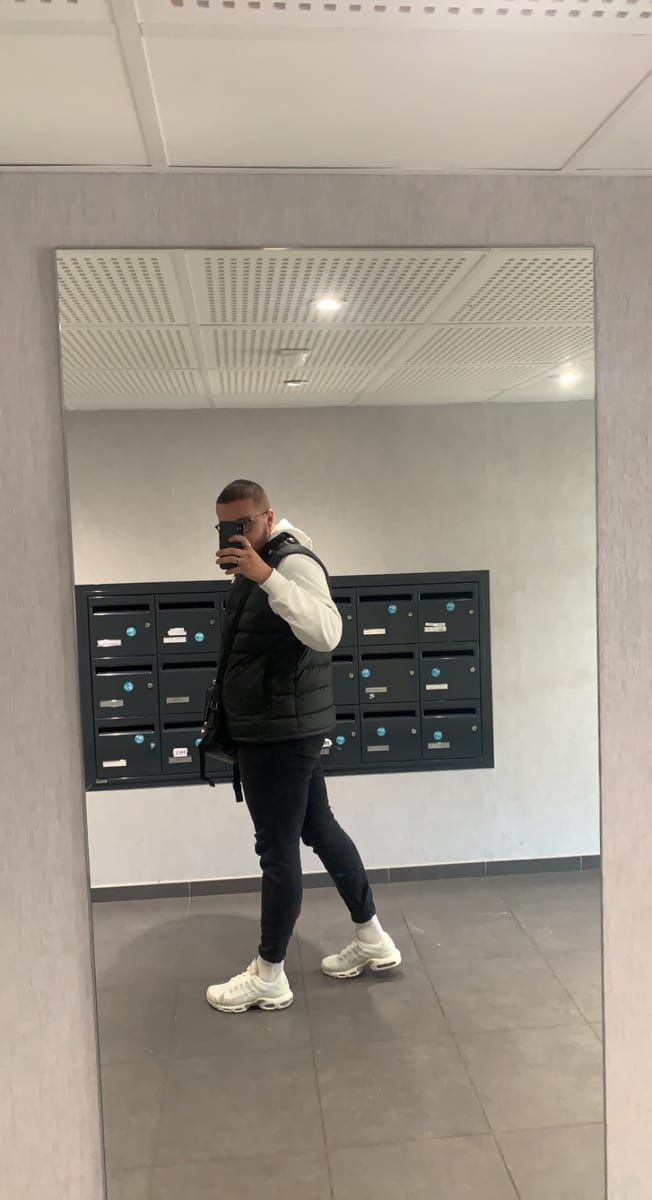 Uwe - Jeune gay à Parsonz Profil de Uwe, 29 ans, Jeune gay à Parsonz (Grisons)