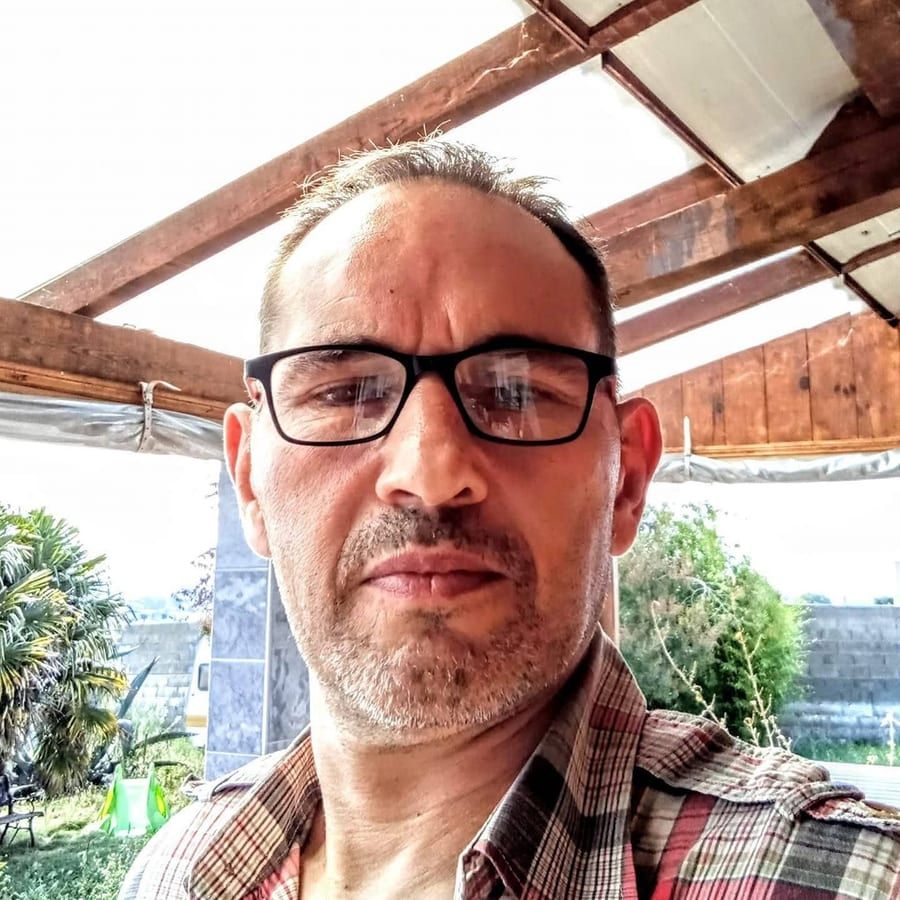 Lothaire - Jeune gay à Flond Profil de Lothaire, 26 ans, Jeune gay à Flond (Grisons)
