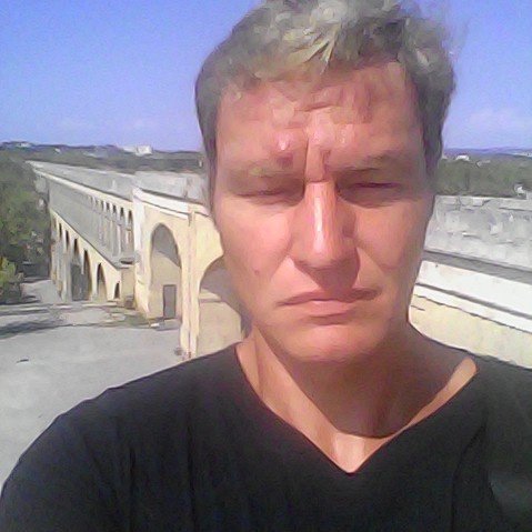 Micke - Jeune gay à Richenthal Profil de Micke, 35 ans, Jeune gay à Richenthal (Lucerne)