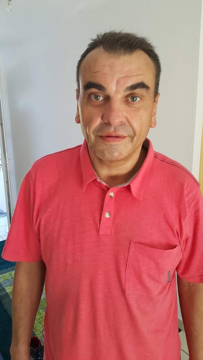 Leif - Jeune gay à Zuoz Profil de Leif, 23 ans, Jeune gay à Zuoz (Grisons)