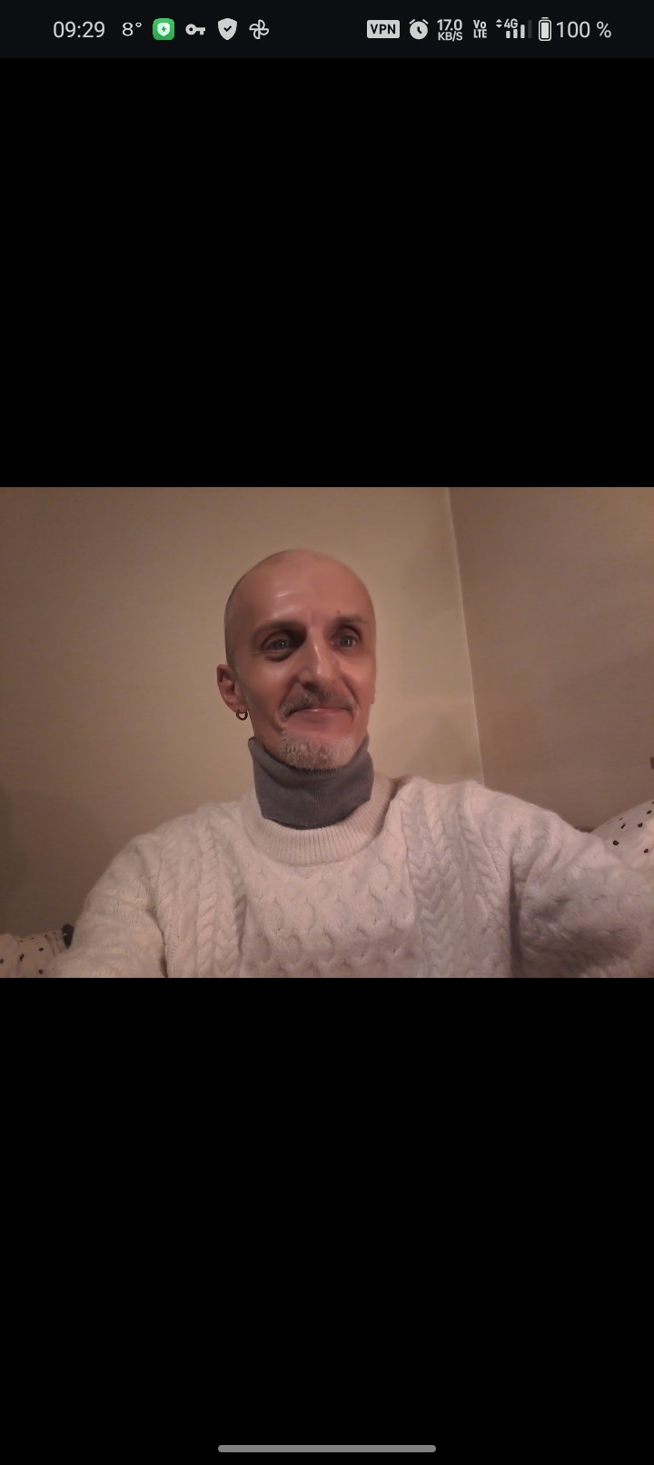 Amen - Jeune gay à Orges Profil de Amen, 36 ans, Jeune gay à Orges (Vaud)