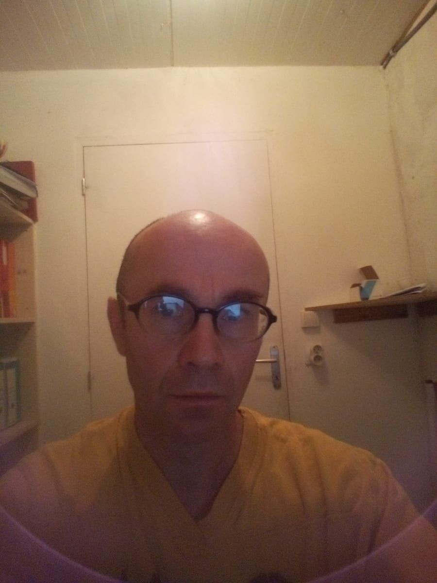 Profil de Sloane, 29 ans, Jeune gay à Täsch (Valais)