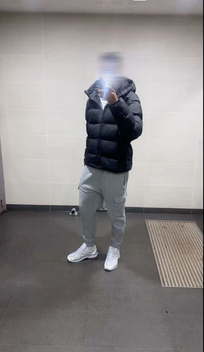 Nicolas - Jeune gay à Vrin Profil de Nicolas, 32 ans, Jeune gay à Vrin (Grisons)