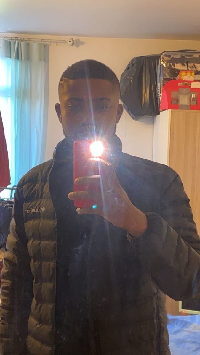Aboulaye - Jeune gay à Andiast Profil de Aboulaye, 41 ans, Jeune gay à Andiast (Grisons)