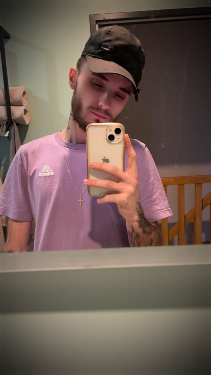Profil de Suleyman, 24 ans, Jeune gay à Le Prese (Grisons)