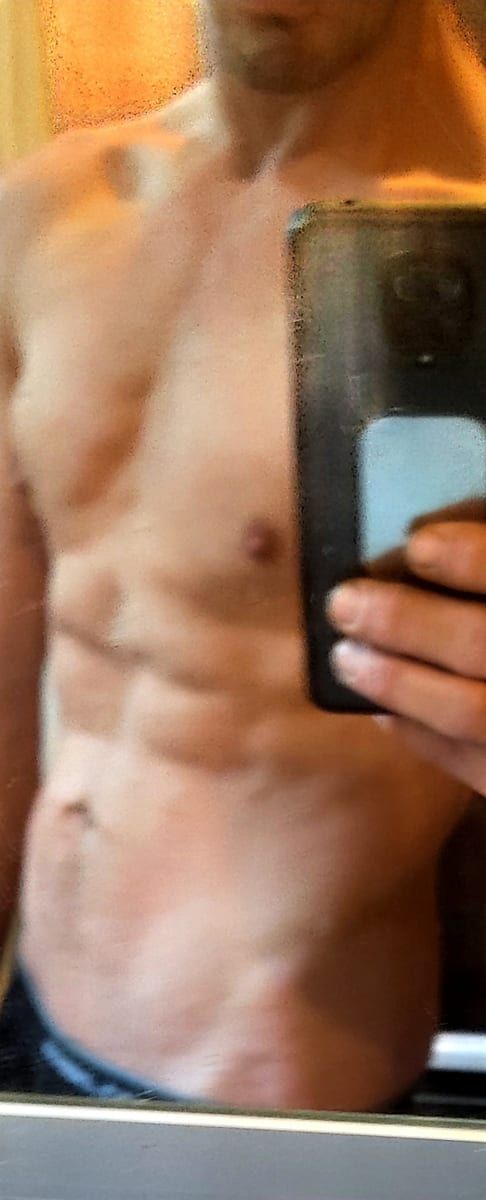Kieran - Jeune gay à Bever Profil de Kieran, 38 ans, Jeune gay à Bever (Grisons)